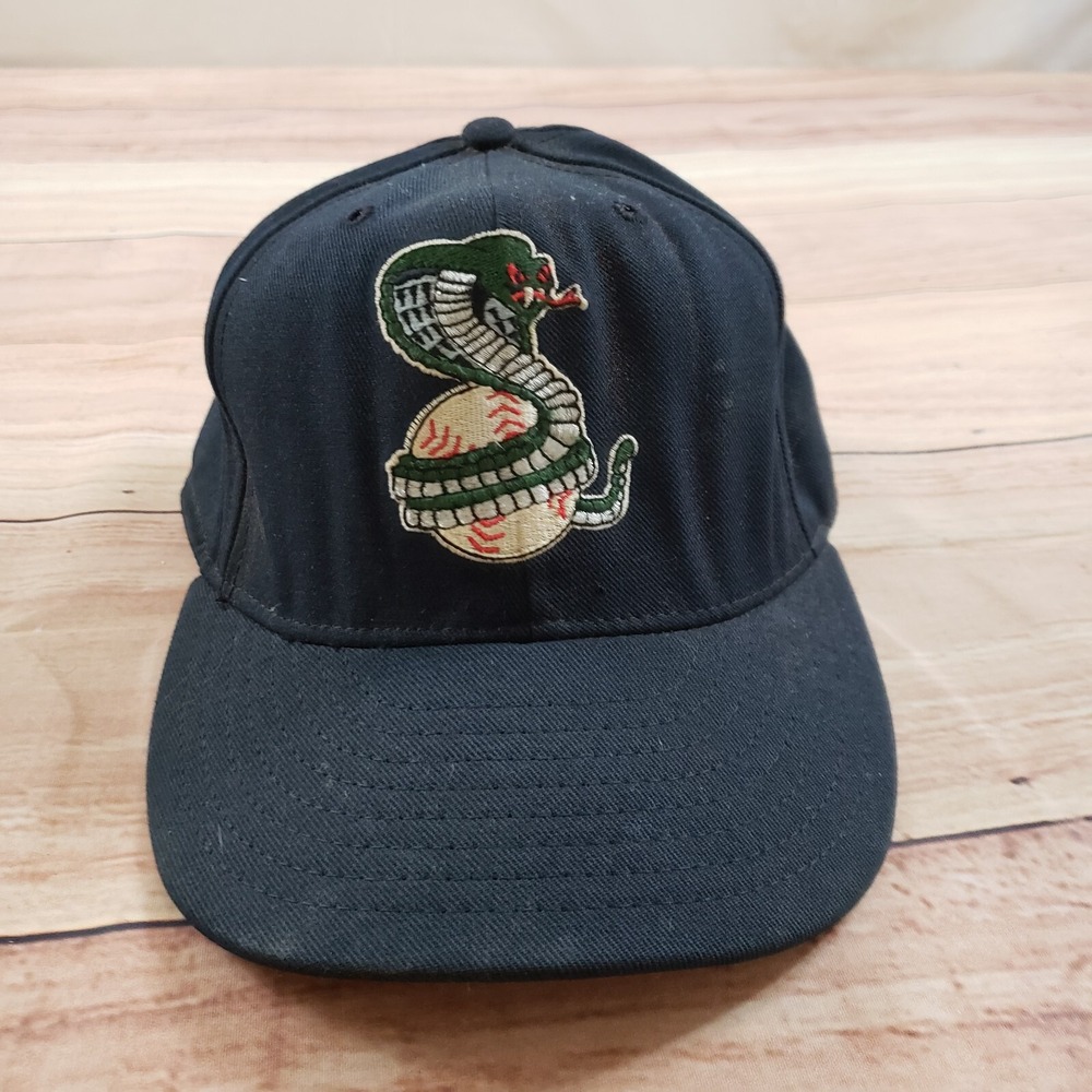 VINTAGE Kissimmee Cobras Hat Cap Men Snap Back Black Green Minor League Baseball